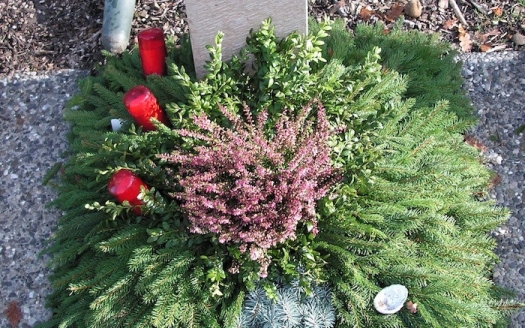 Familiengrab Winter, Variante B